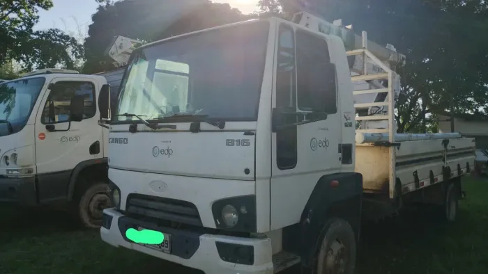 Oportunidade. Caminhão Ford CARGO E/816 S turbo 2p ( diesel) (E5) valor R$ 175.000 + cesta