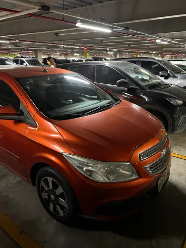 Chevrolet Onix Hatch LT 1.0 8V Flex Power Mec. 4P 2013