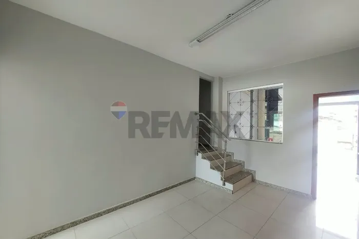 Casa comercial para alugar no Bairro Nova Suíça!!!