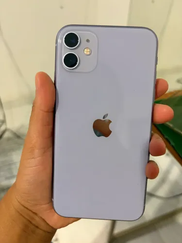 iPhone 11