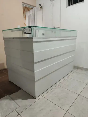 Balcão para loja 