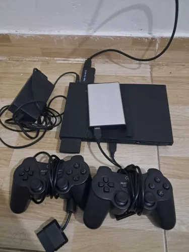 Vendo PS2 conpleto com HD externo + de 200 jogos 380,00 reais