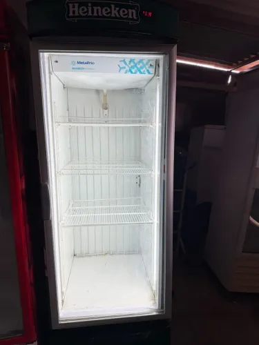 Cervejeiro metalfrio