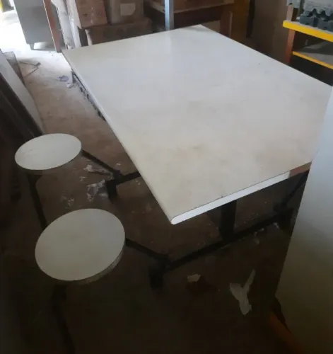 Mesa Refeitório
