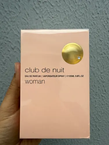 Club de Nuit Woman 