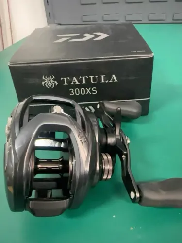Daiwa - Tatula 300 XS - Zero da caixa