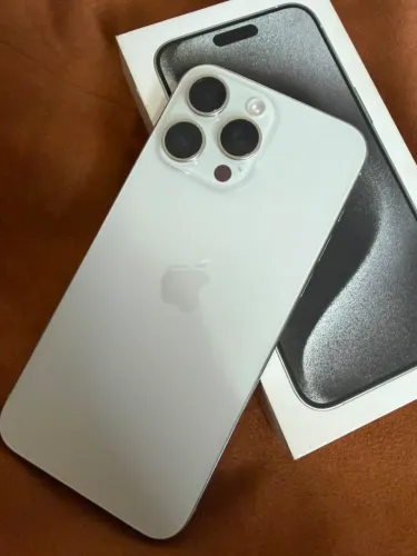 iPhone 15 pro max. NOVO