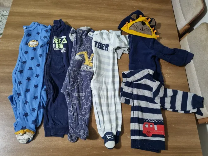 Lote serve 6M a 12M R$60,00 ( Carter's/ baby club ) Frio