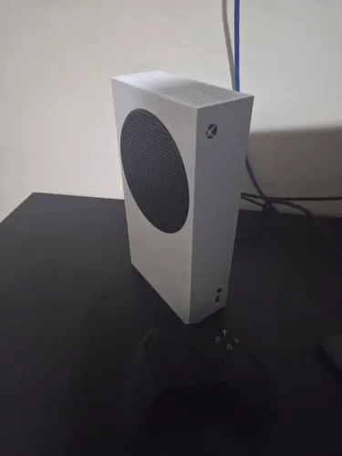 Xbox serie S 500 gb com 2 controles