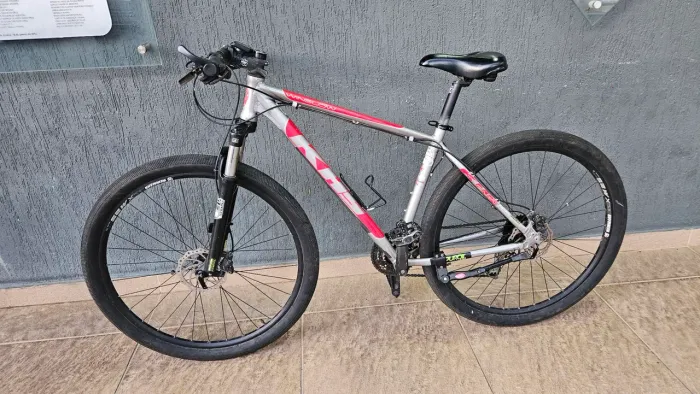 Bicicleta KHS Importada modelo Winslow 29