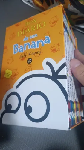 Box Diário de um Banana Volumes 1 ao 10 (Exceto 6 e 7) + Caixa e Edição 'Faça você mesmo"