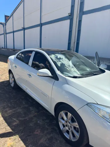 Renault Fluence Sedan Privilège 2.0 16V Flex AUT 2013