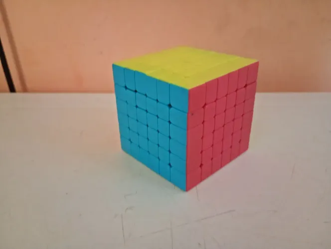 Cubo Mágico 6x6x6 Stickerless Qiyi MoFangGe