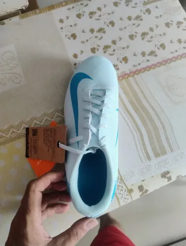 Chuteira Nike original nova