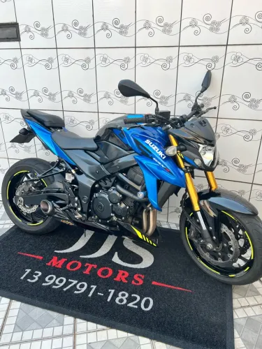 GSXs 750