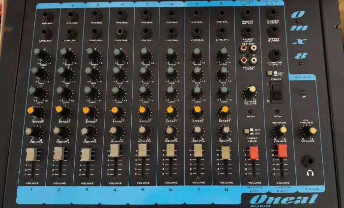 Oneal Omx 8 Mesa Analógica 8 Canais Profissional