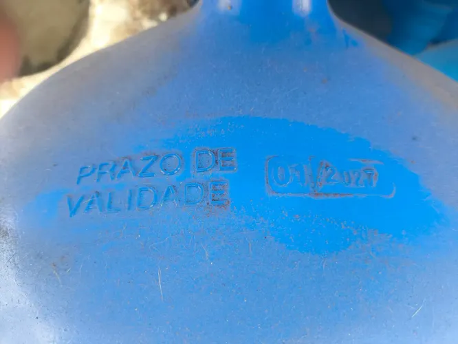 Galão de água mineral 20L