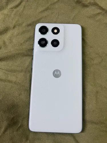 MOTOROLA G56