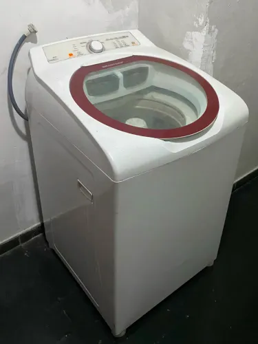 LINDA MÁQUINA DE LAVAR SEMINOVA