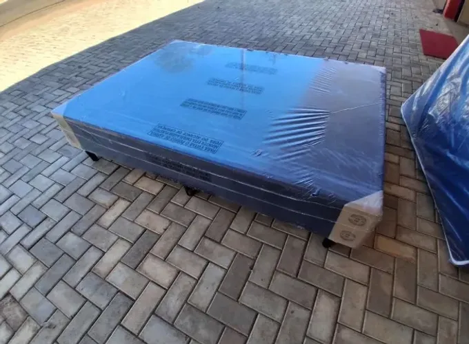 Cama de casal solteiro