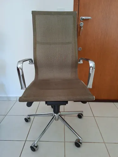 Cadeira giratória escritório