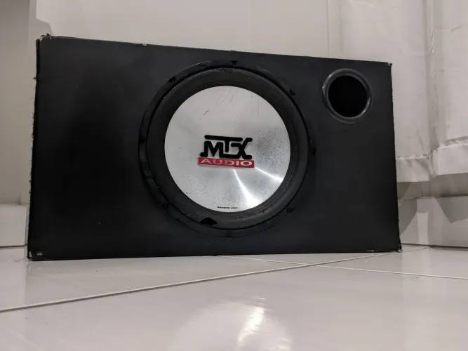 Caixa MTX Thunder 4500 + Módulo MTX SBW 1000 (não testado)