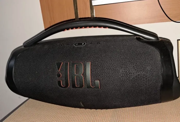 Jbl bombox 3 semi nova