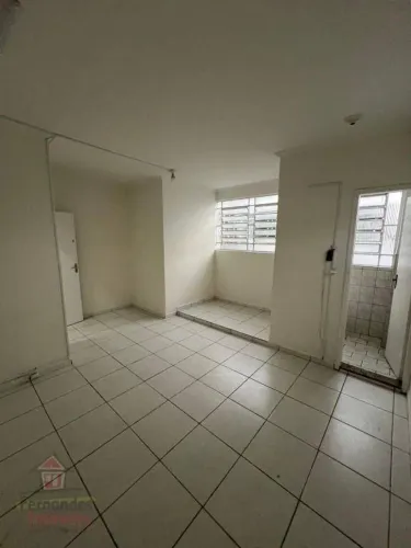 Sala Com Banheiro em Conjunto Comercial Para Alugar 16 m² Por R$1.500 Pacote Boqueirão Pra