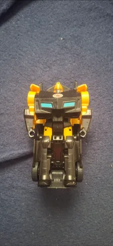 Carro robô transformrs