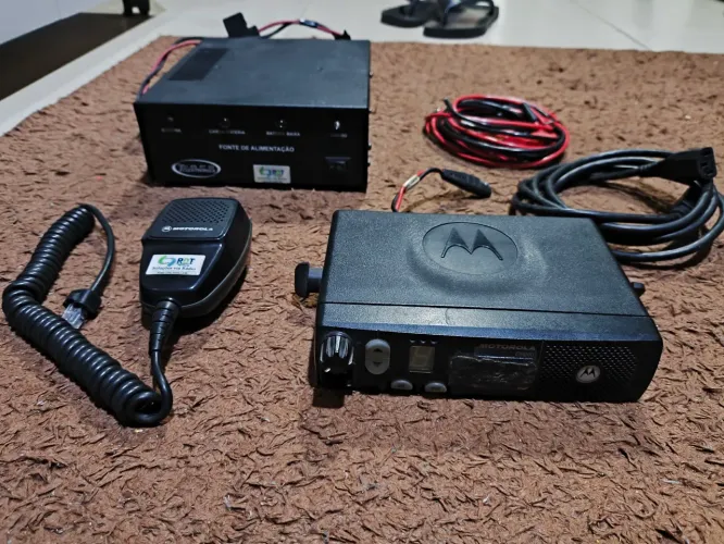 Vendo rádio PX Motorola EM200