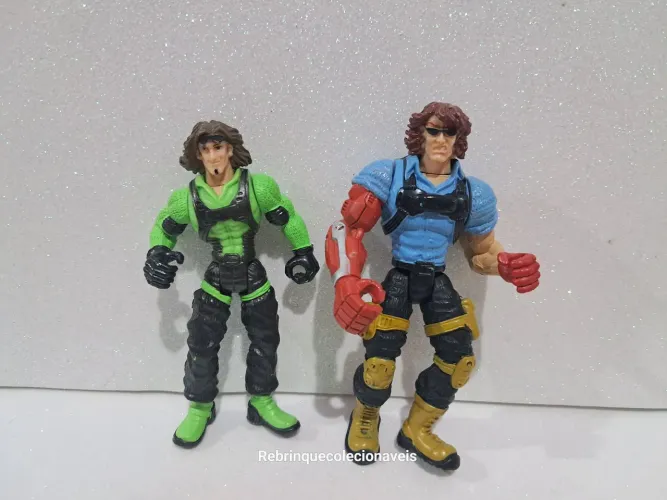 Kit bonecos vintage Bionic Commando Cyborg 11,5cm e Keenway Beast Control and Rescue 11cm