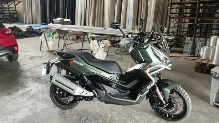 zontes 368g ano 2027novinha e som blutf encosto garupa original