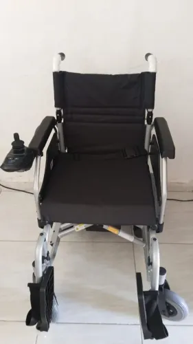 Cadeira de rodas eletrica 