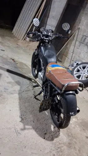 Suzuki intruder 125