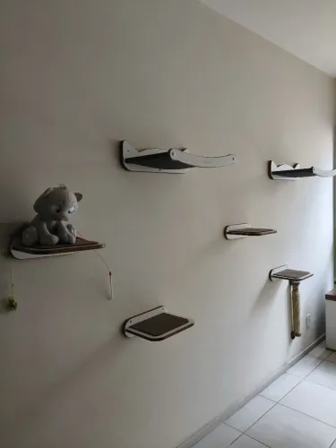 Conjunto de cama e prateleira pra gatos