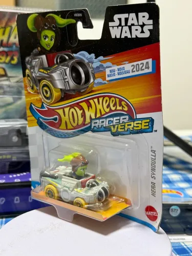 Race verse star wars