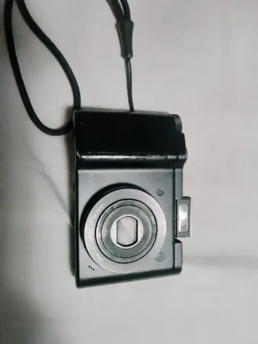 Camera digital Samsung nv8