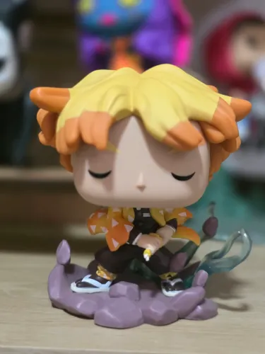 Funko Pop! Demon Slayer Zenitsu Agatsuma #987 - Exclusivo
