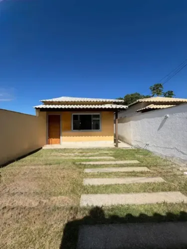 Vendo casa com 2 quartos, suíte e vaga em Barroco (Itaipuaçu) - Maricá - RJ