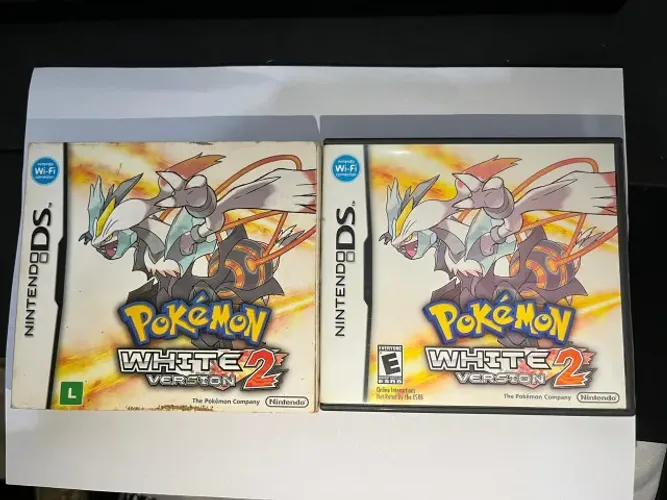 Pokémon White 2 + Miniatura Kyurem