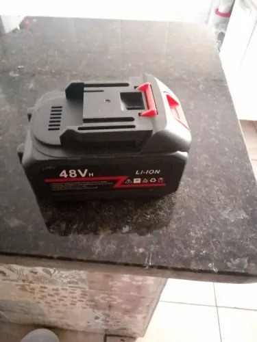 Bateria de 48v nova