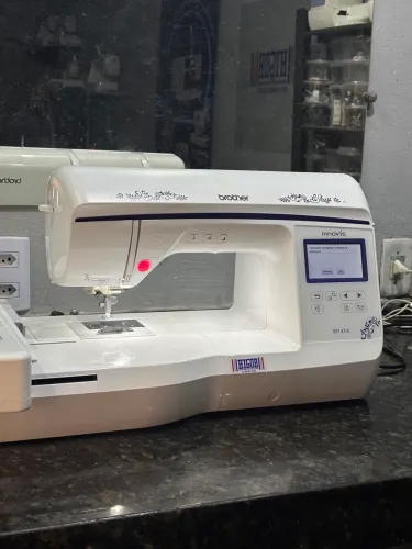 Máquina de Bordado Brother BP1430 Máquina em excelente estado