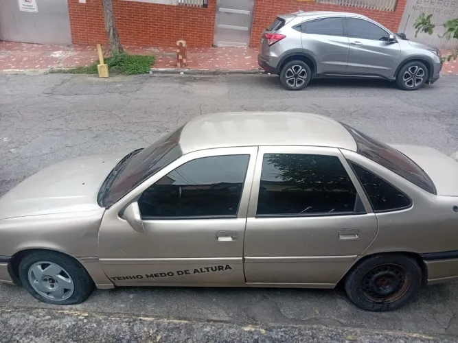 Chevrolet Vectra GLS/expres.2.2/ 2.0 E 2.0 CD 8V 1995