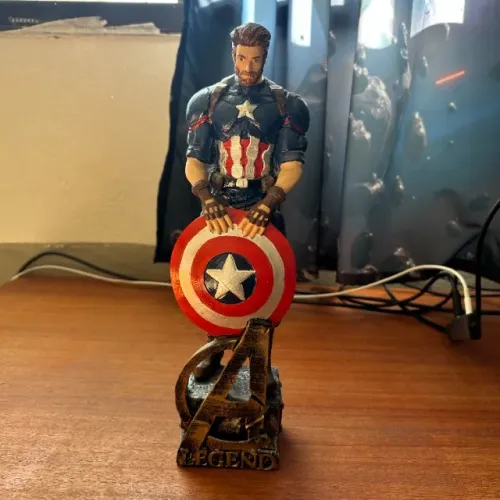 Estátua Decorativa Capitão América (Avengers: Legend) - Marvel Vendo estatueta/escultura