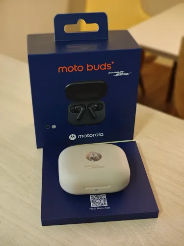 Fone Motorola Moto Buds+ by Bose