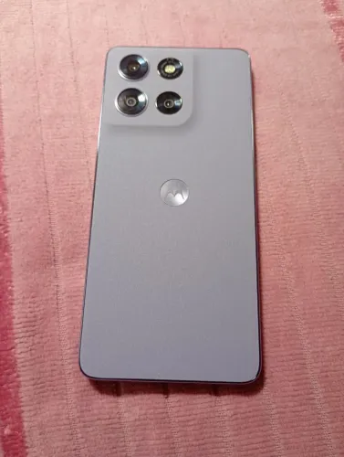 Smartphone Motorola Moto G86 512GB 5G 8GB RAM Lilás 6,7" Câm. Dupla + Selfie 32MP