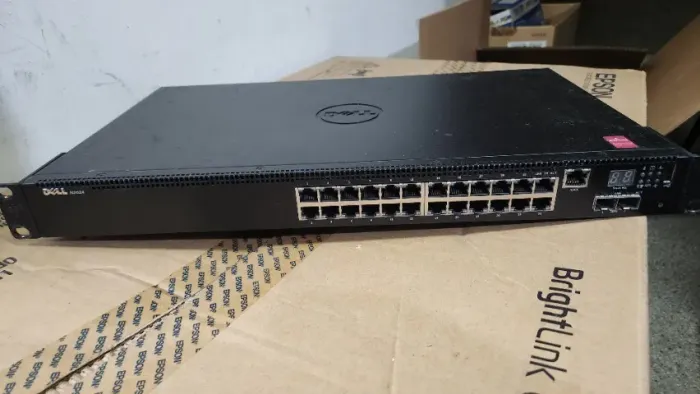 Switch Dell N2024