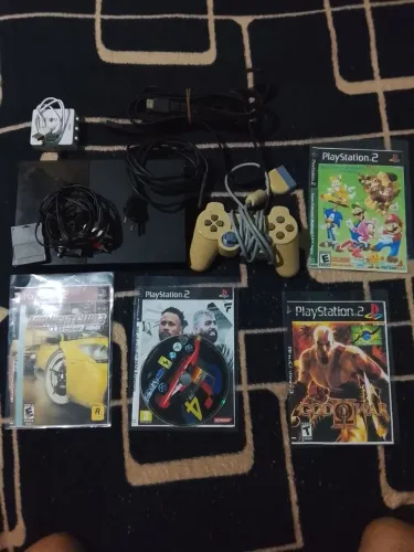 PlayStation 2, cabos completos mais 6 jogos mídia física