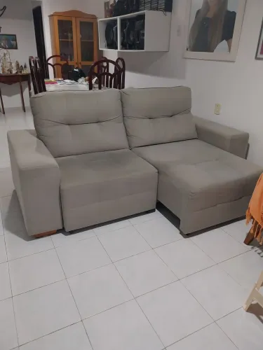 Lindo SOFÁ Retrátil