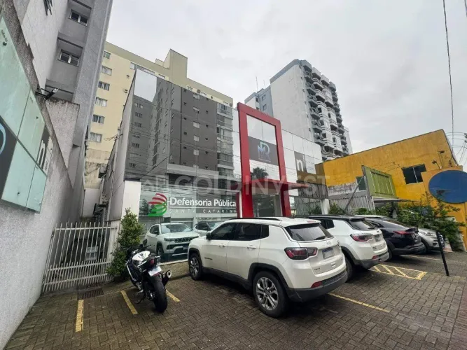 Sala comercial com 65m² no CENTRO de Brusque!!!